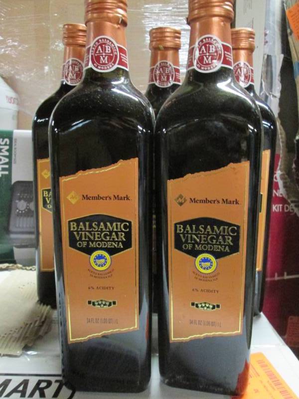 lot 182 image: Members Mark Balsamic Vinegar of M...