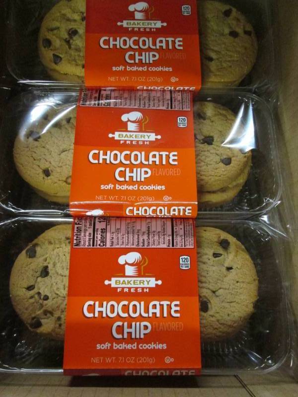 lot 195 image: Bakery Fresh Chocolate Chip Cookies...