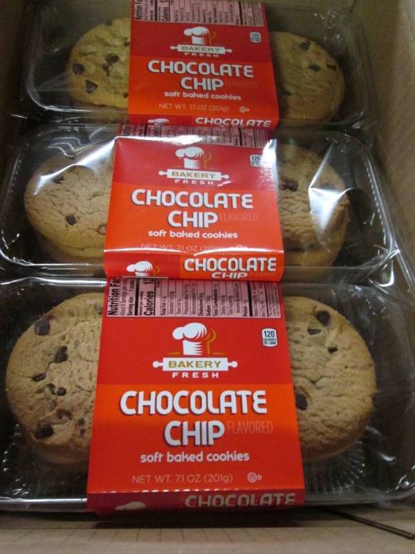 lot 198 image: Bakery Fresh Chocolate Chip Cookies...