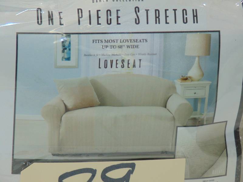lot 98 image: Loveseat Slipcover (brown tag #89)