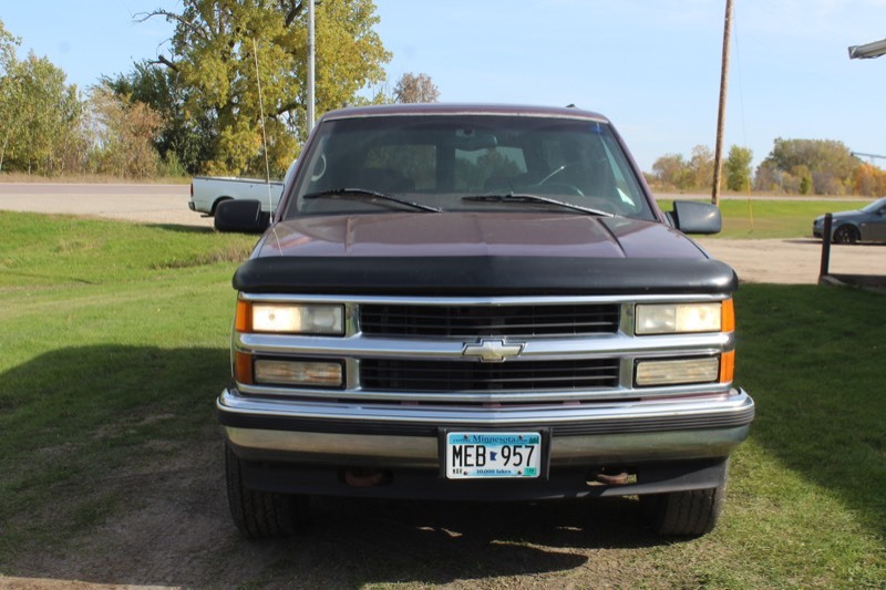 1997 Chevrolet Suburban 1500 LS 4x4