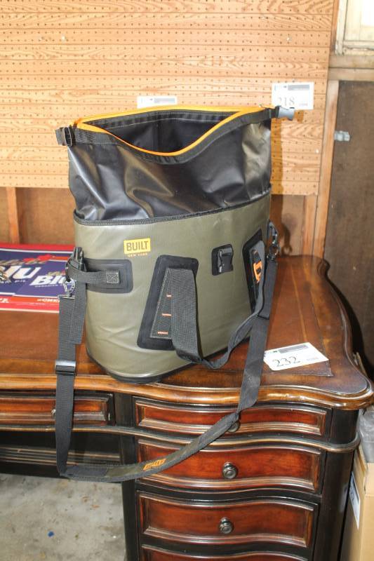 lot 232 image: Built New York Pack Chest Cooler