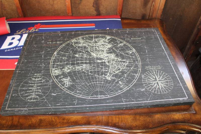 lot 238 image: Maple Hemisphere Wall Map