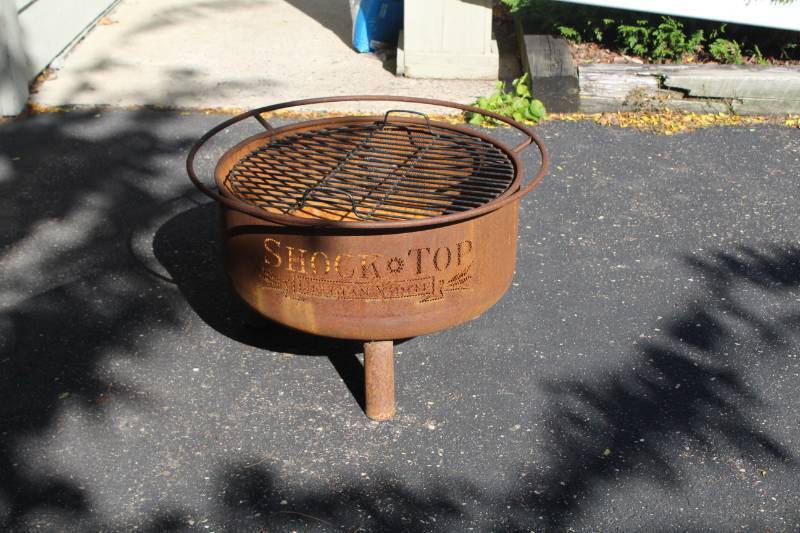 lot 243 image: Shock Top Belgian White Beer Fire Pit