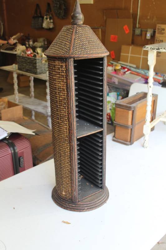 lot 257 image: CD Rack