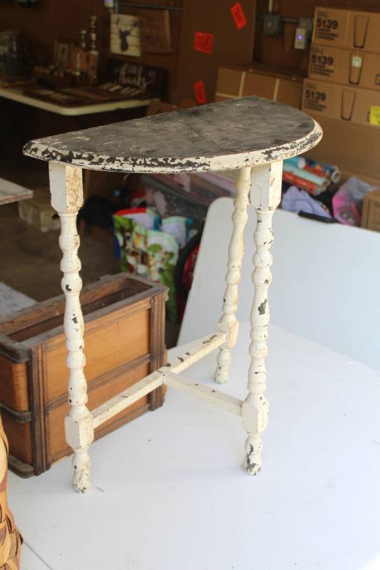 lot 259 image: Half-Circle 3-Leg Wood Entrance Table