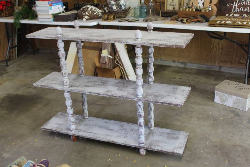 lot 263 image: 2-Tier Wood Display Shelf