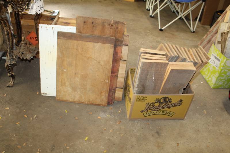 lot 275 image: Barn Wood Sections