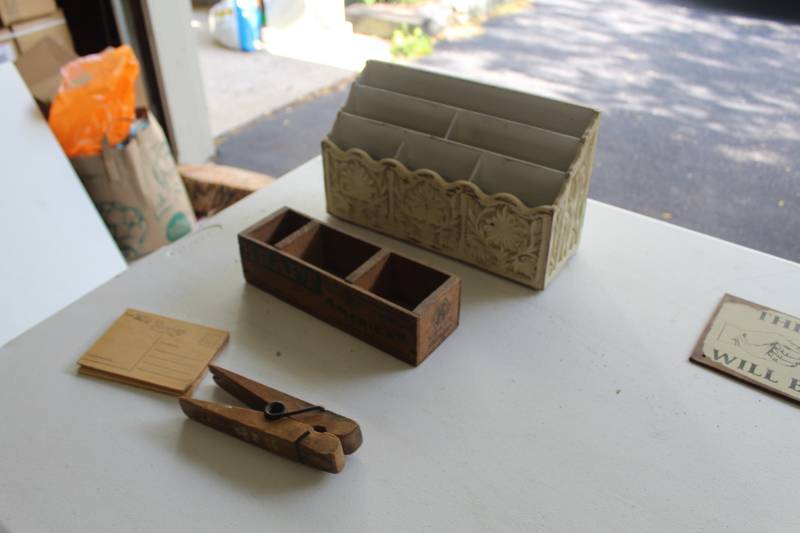 lot 292 image: Wood Desk Organizer Storage Boxes, King Pin Wood Clothes Pin