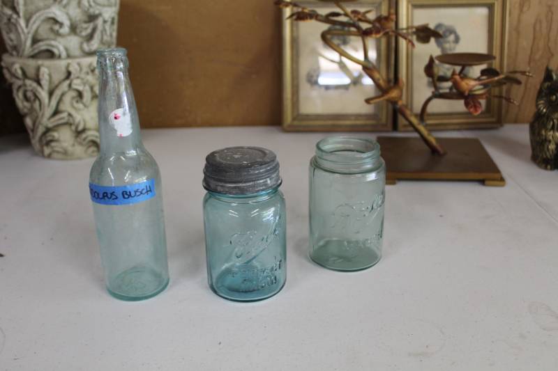 lot 297 image: Lot of (3) Ball Mason Jar with Lid, Ball Mason Jar, Busch Beer Bottle