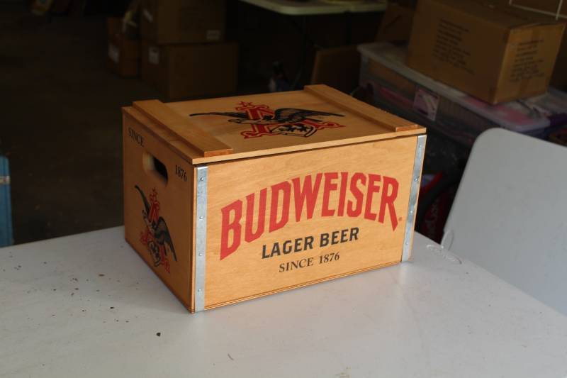lot 247 image: Budweiser Lager Beer Wood Beer Crate with Hinged Lid