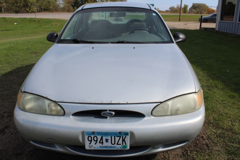 2002 Ford Escort
