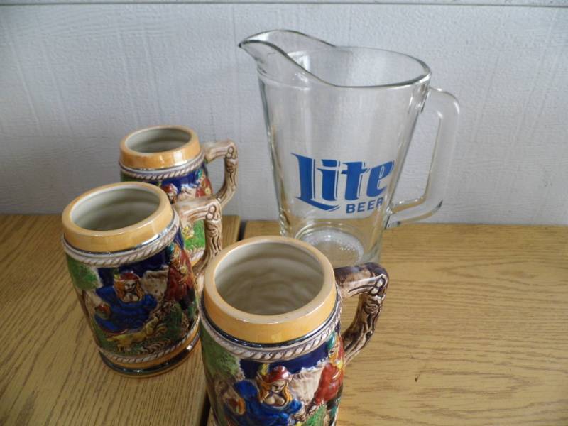 Lite Pitcher - 3 Steins