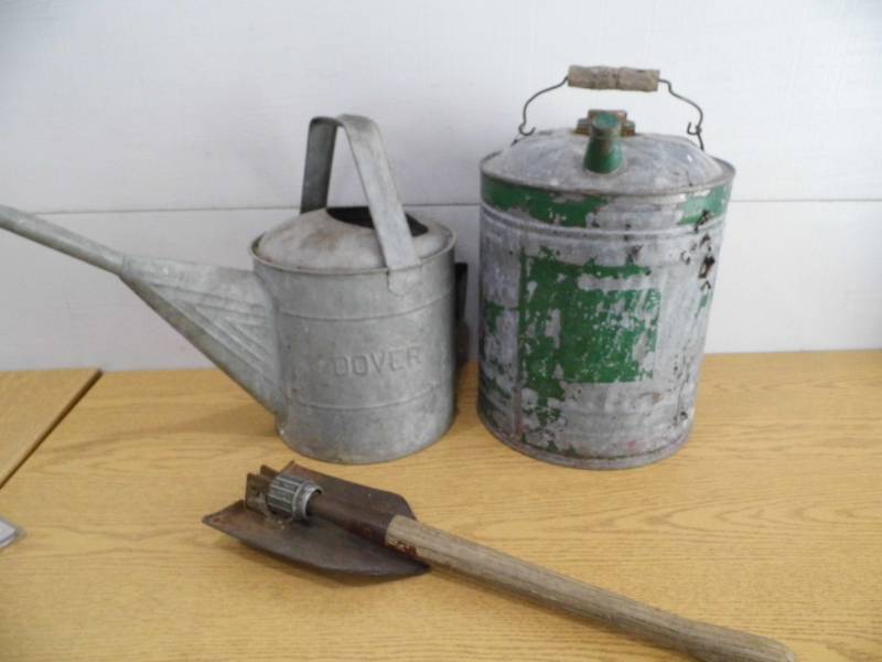 Shovel - Water Can- Can
