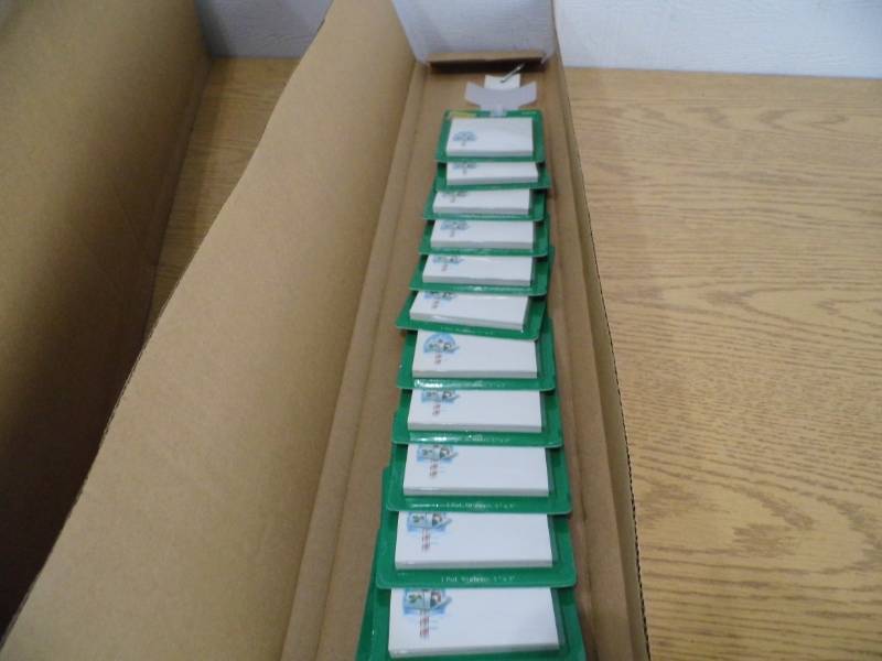 4 Sleeves of 12 Pads each Sticky Notes