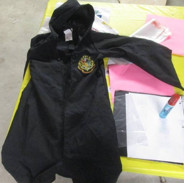 lot 28 image: Harry potter medium cape and wolf m...
