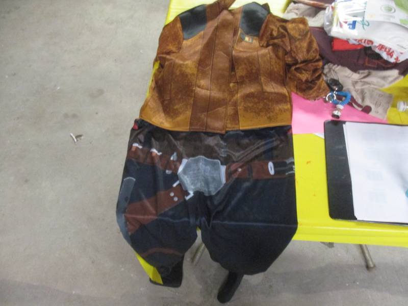 lot 81 image: star wars han solo costume...