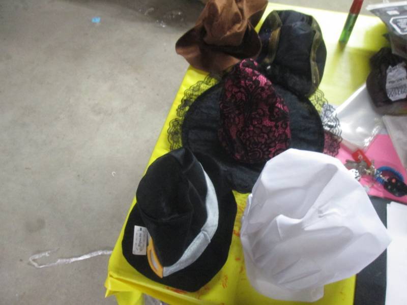 lot 100 image: lot of costume hats , witch , chef,...