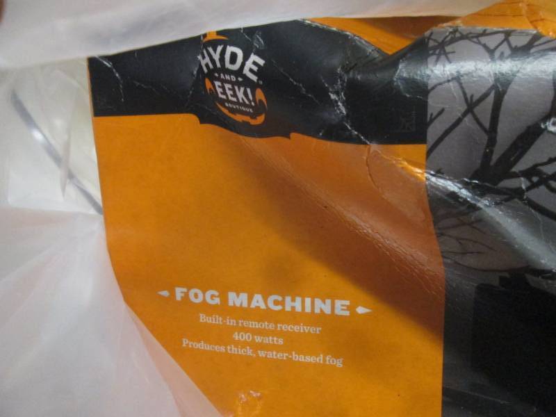 lot 106 image: fog machine...