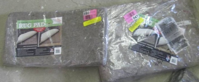lot 123 image: rug pad...