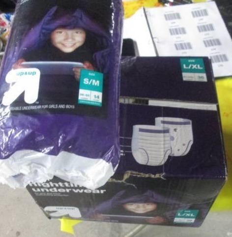 lot 171 image: night time underwear...