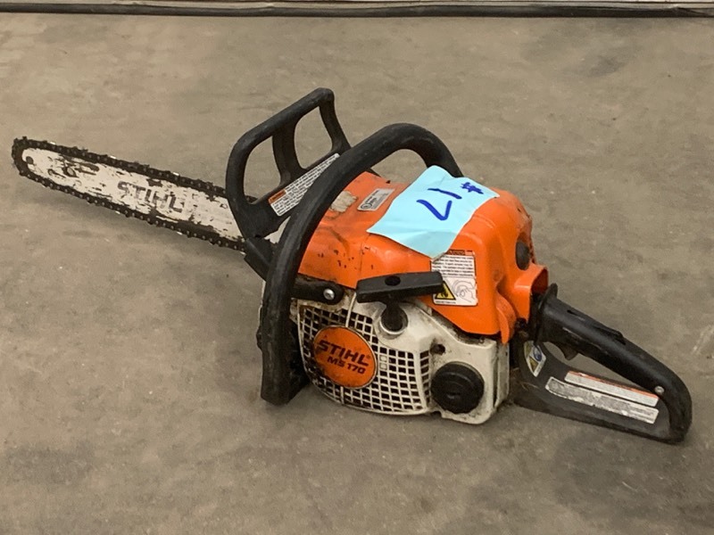 lot 17 image: Stihl MS170 Chainsaw