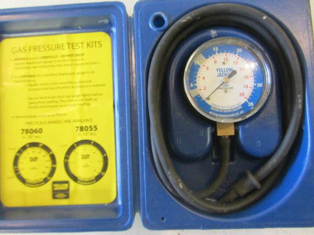 lot 24 image: Gas Pressure Tester