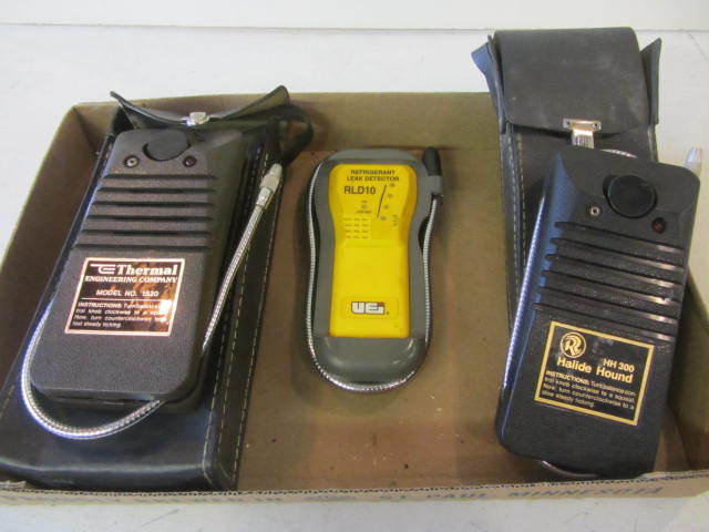 lot 26 image: Leak Detectors