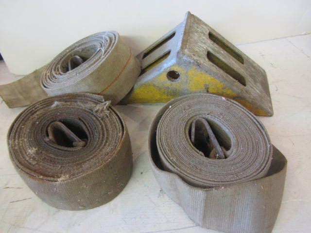 lot 60 image: Wheel Chock, Straps