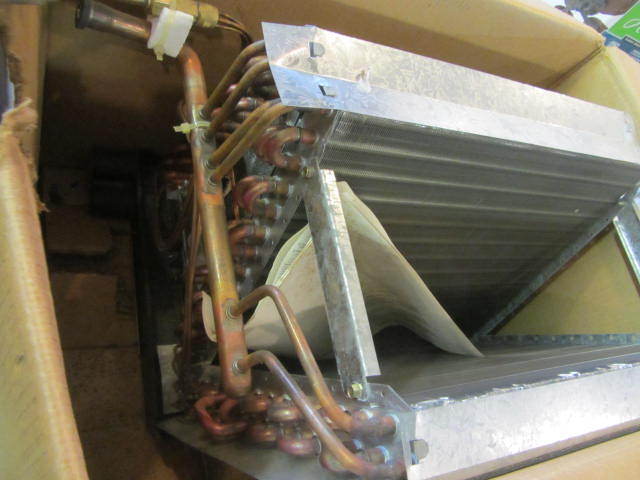 lot 7 image: AC Evaporator Coil