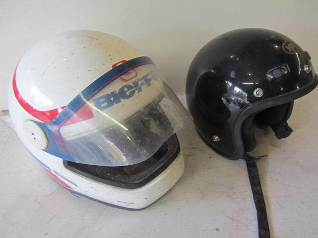 lot 65 image: Helmets