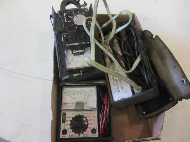 lot 19 image: Leak Detector, Meters