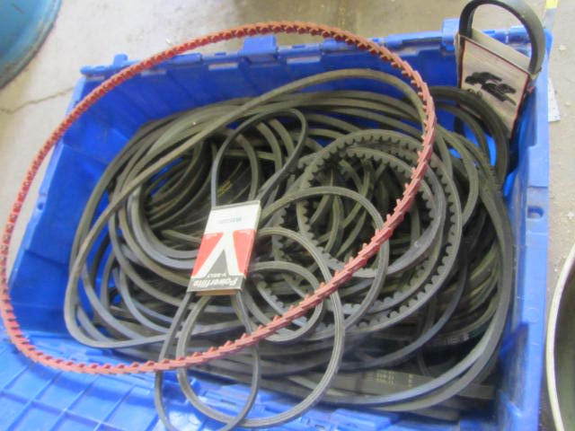 lot 70 image: V-Belts