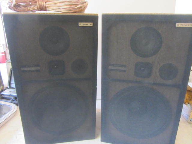 lot 73 image: Pioneer Speakers