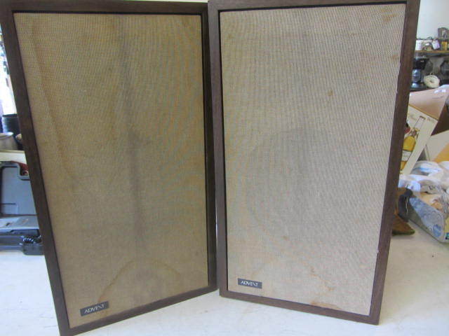 lot 78 image: Advent Speakers
