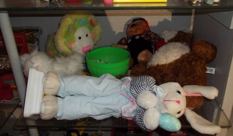 lot 52 image: Assorted Toys