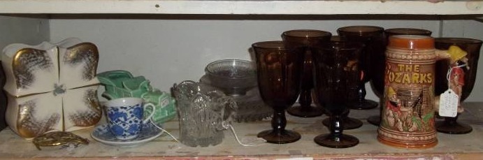 lot 65 image: Glassware and More