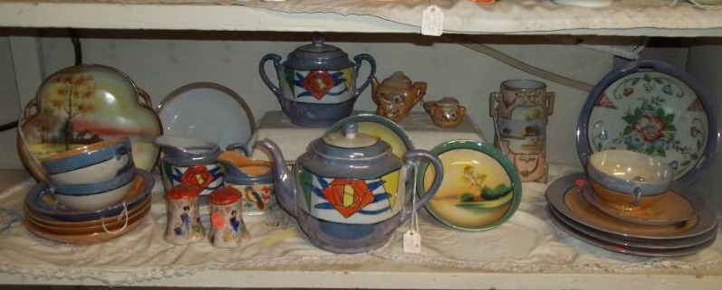 lot 91 image: Tea Set Pieces and More Nippon