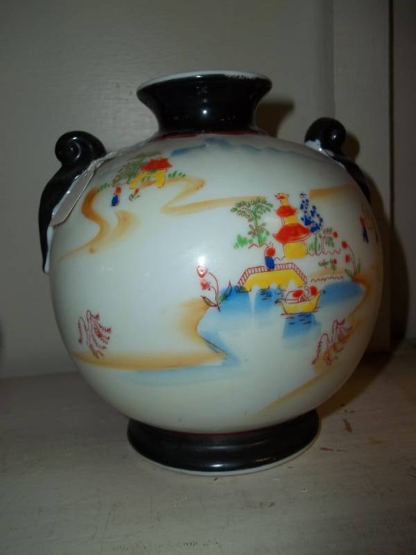 lot 96 image: SatsumaNoritake Pieces and More