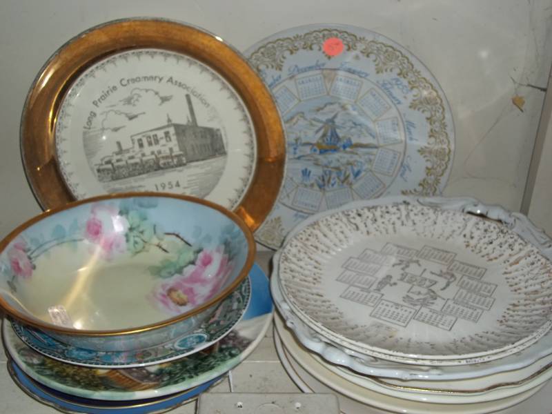 lot 101 image: Lots of Plates