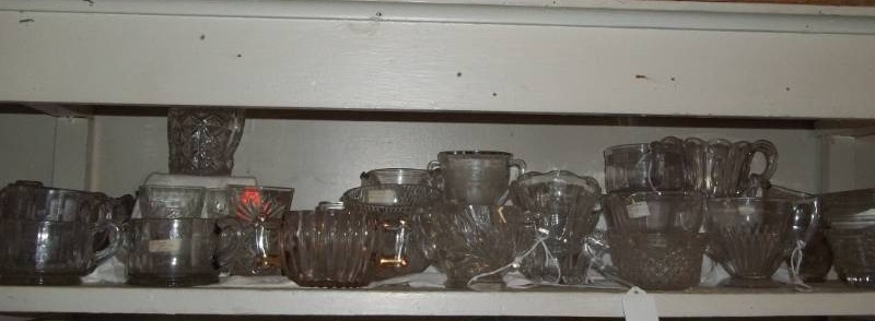 lot 107 image: Large Glassware Lot