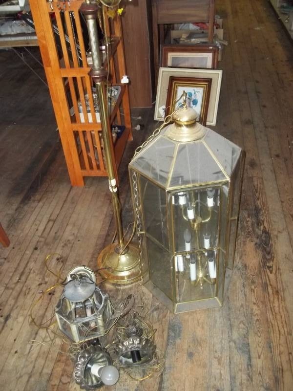 lot 150 image: Lighting