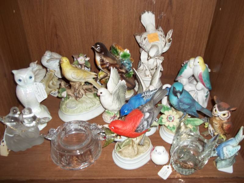 lot 156 image: Put a Bird on It