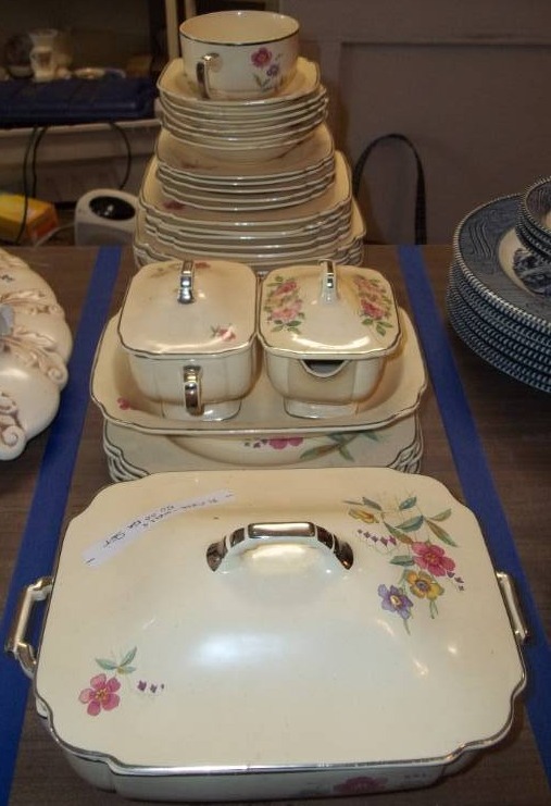 lot 179 image: Wells China