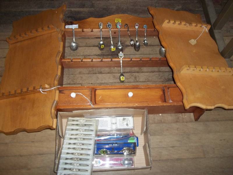 lot 181 image: Collector Spoons and Racks