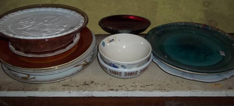 lot 188 image: Assorted Glassware