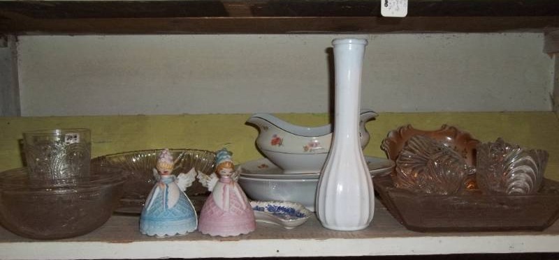 lot 190 image: Assorted Glassware