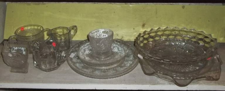 lot 196 image: Assorted Glassware