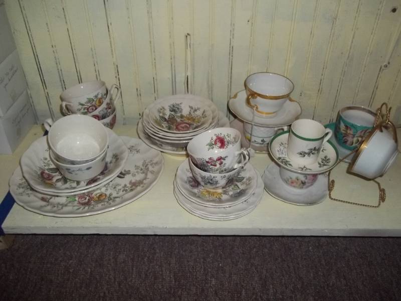 lot 225 image: Assorted China
