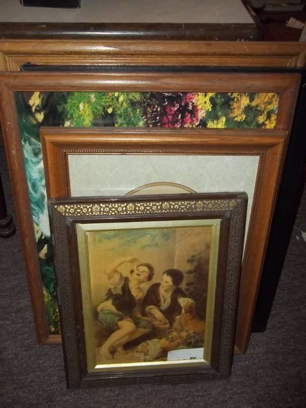 lot 243 image: Assorted Wall Art
